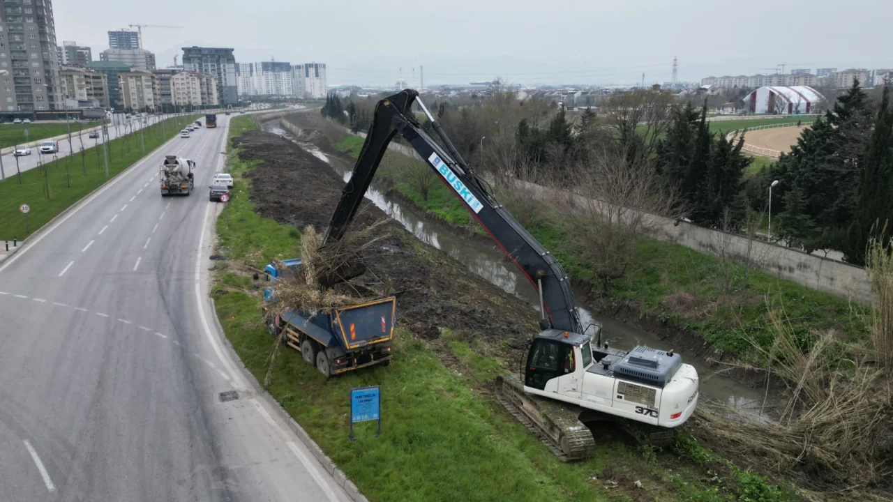Bursa'da Ayafatma Deresi'nde kapsamlı temizlik