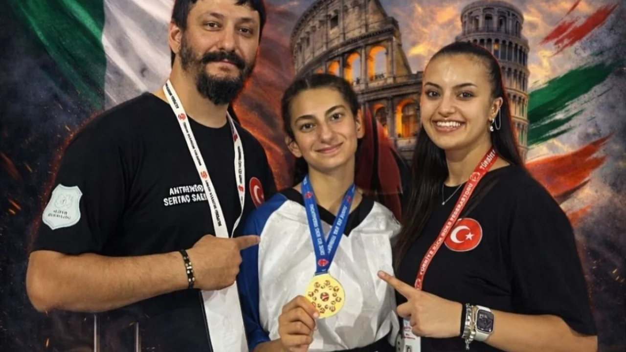 Bursalı genç kick boksçu Esila Esma Sağır Türkiye’yi temsil edecek