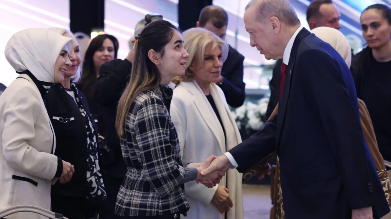 Erdoğan: Kadına şiddete sıfır tolerans politikamız sürecek