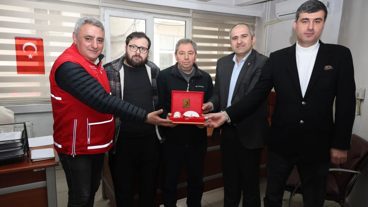 Kızılay’dan Trabzonspor taraftarlarına teşekkür