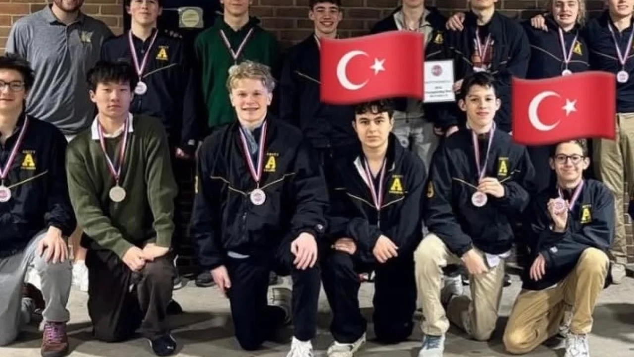 Türk Öğrenciler Amity’e ikinciliği getirdi