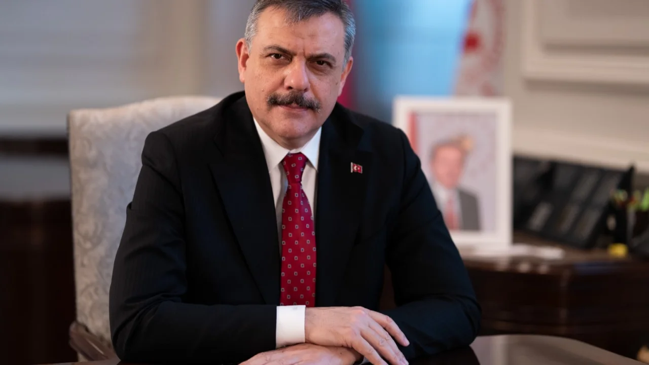 Bakan Çiftçi'den 27 Nisan E-Muhtırası paylaşımı