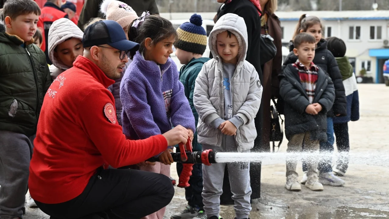 Bilecik Bozüyük’te miniklere yangın bilinci eğitimi