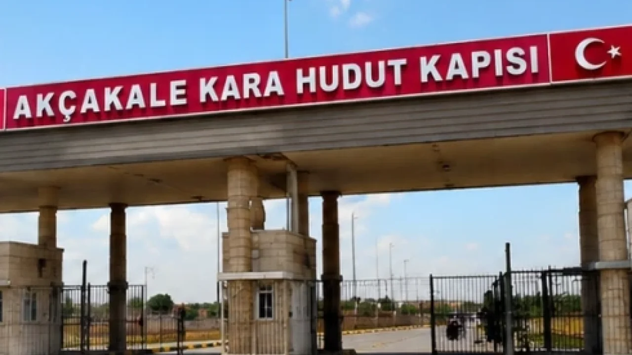 Akçakale Sınır Kapısı’nda pasaportlu geçişler 12 yıl sonra yeniden başlıyor