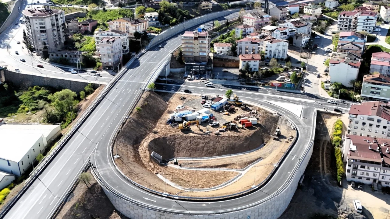 Gebze trafiğine köprülü kavşak hamlesi