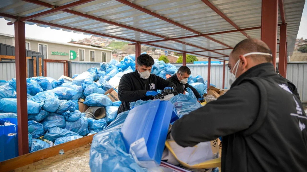 İzmir’de geri dönüşüm kapasitesi yüzde 40 arttı