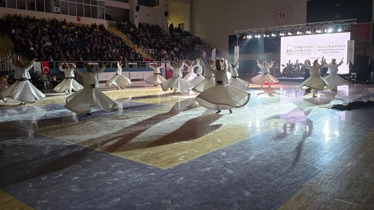 Konya Büyükşehir Sema Topluluğu'ndan görkemli gösteri