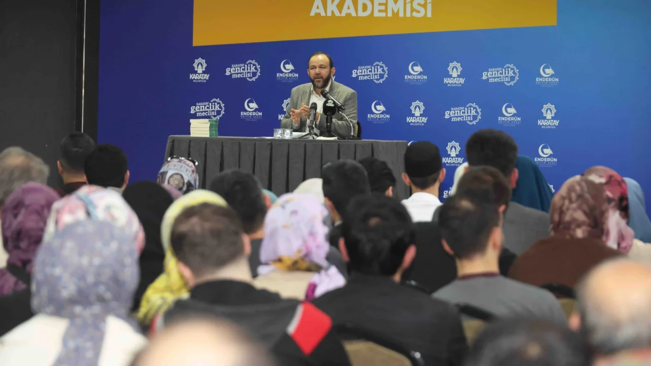 Konya Karatay'da aile gelişim akademisine yoğun ilgi