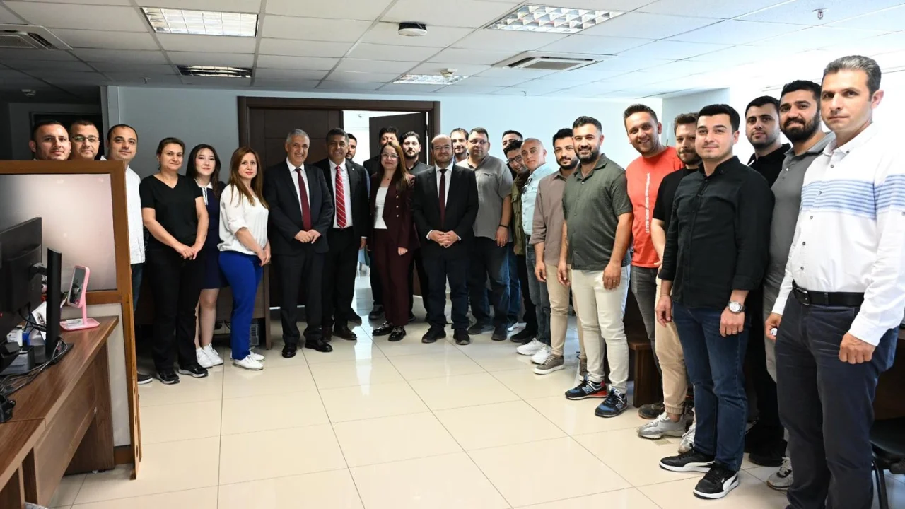 Manisa Büyükşehir ailesi bayramlaştı