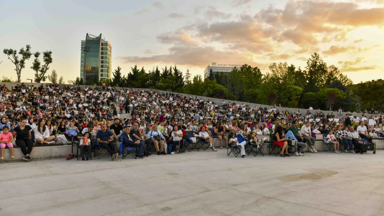 Ankara Çayyolu Yaz Sahnesi’nde film gösterimleri başladı
