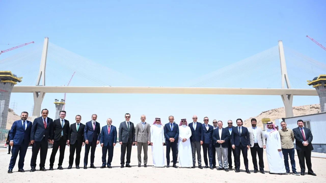 Bakan Uraloğlu Riyad’da... Türkiye-Suudi Arabistan ulaşım iş birliği masada