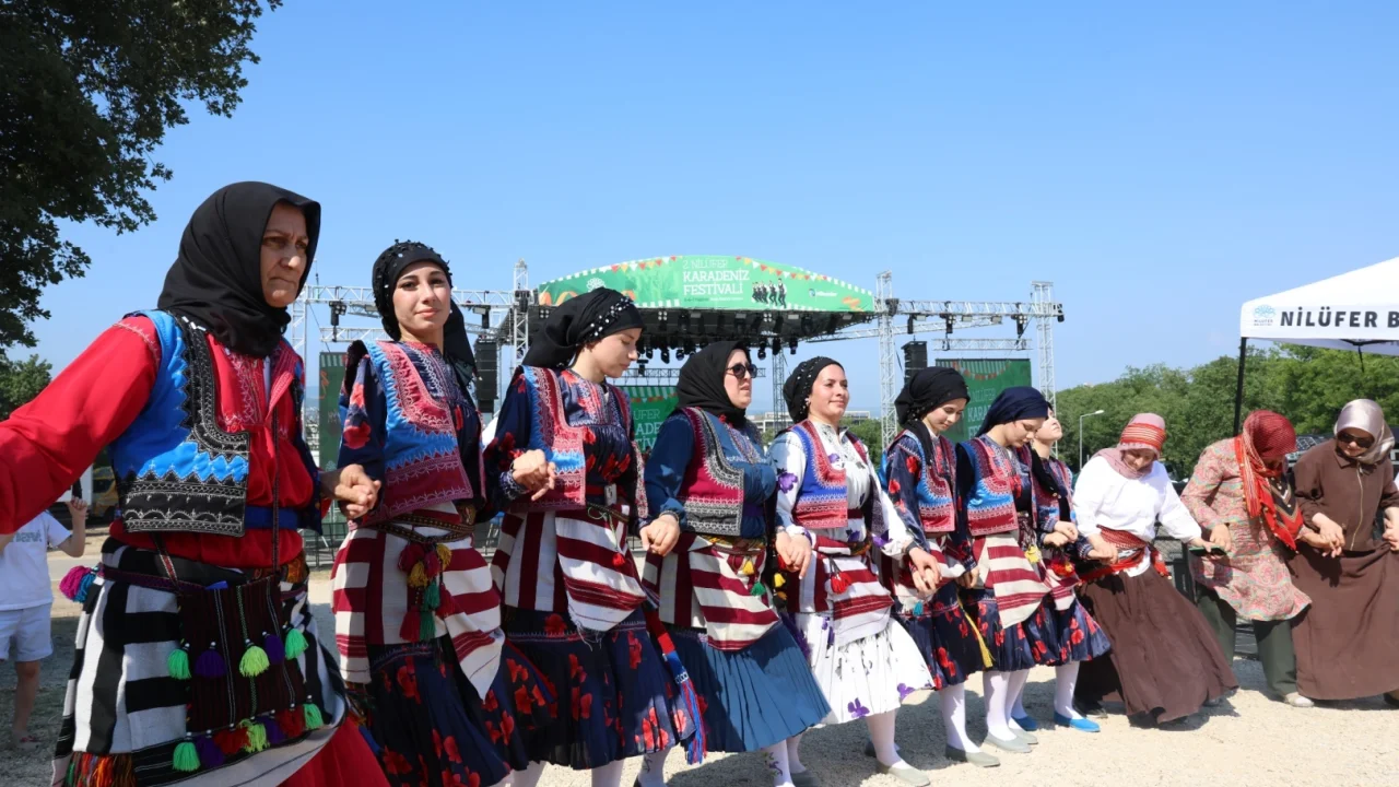Bursa Nilüfer'de Karadeniz Festivali'nde 2'nci buluşma sona erdi