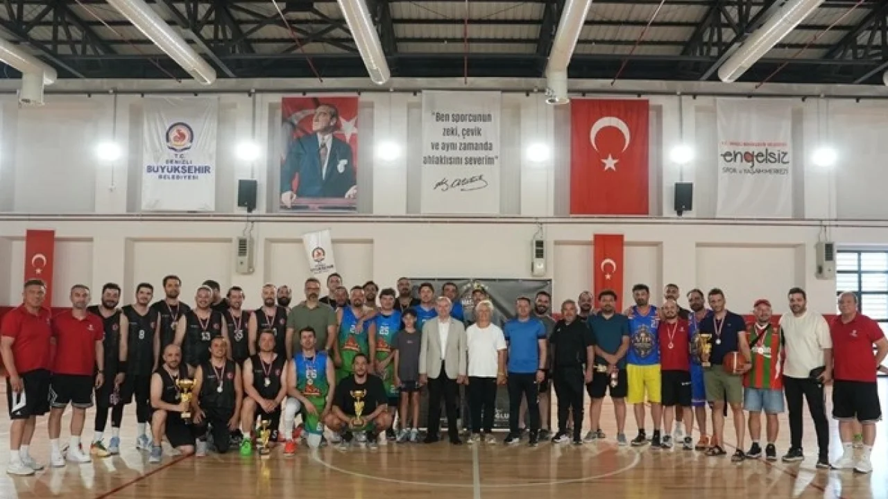 Denizli Büyükşehir Master Cup +35’te kupalar sahiplerini buldu
