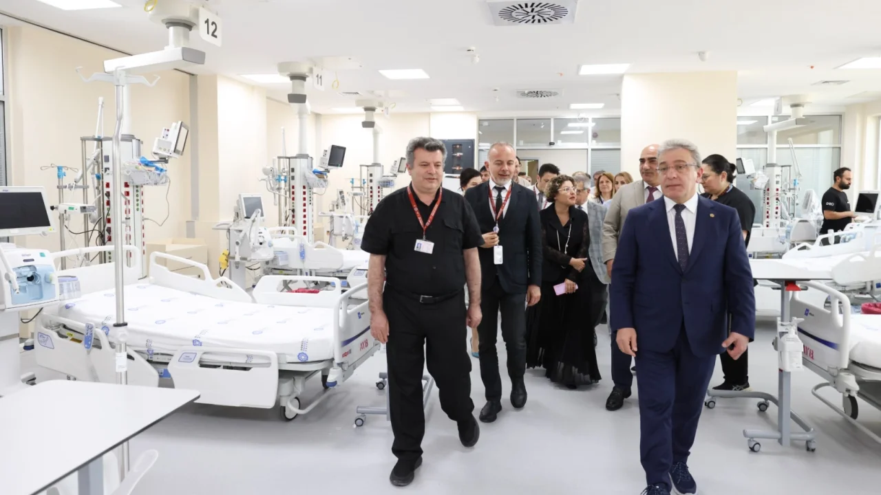 DEÜ Hastanesi'nin yoğun bakım gücü arttı