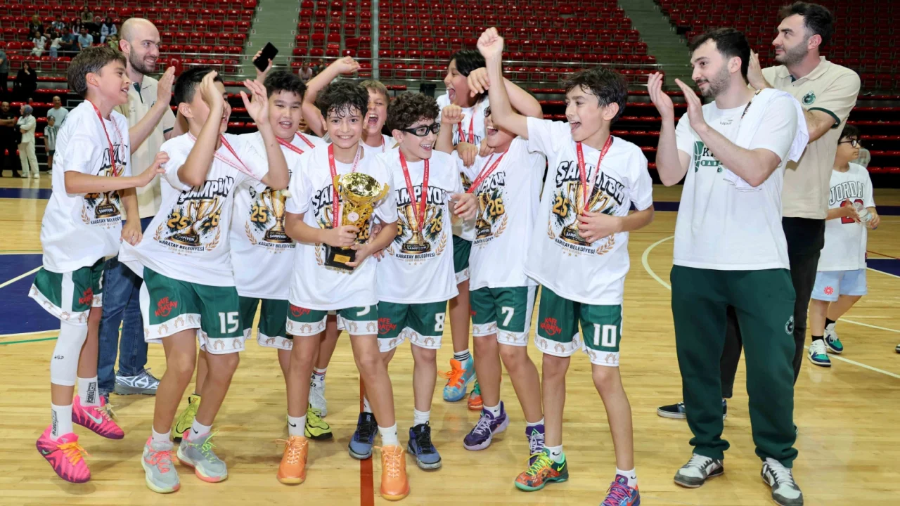 Karatay U12 A Takımı potada Konya Şampiyonu oldu