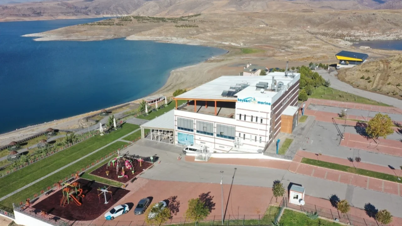 Kayseri'nin denizi 'Kuşçu Marina' sezonu açıyor