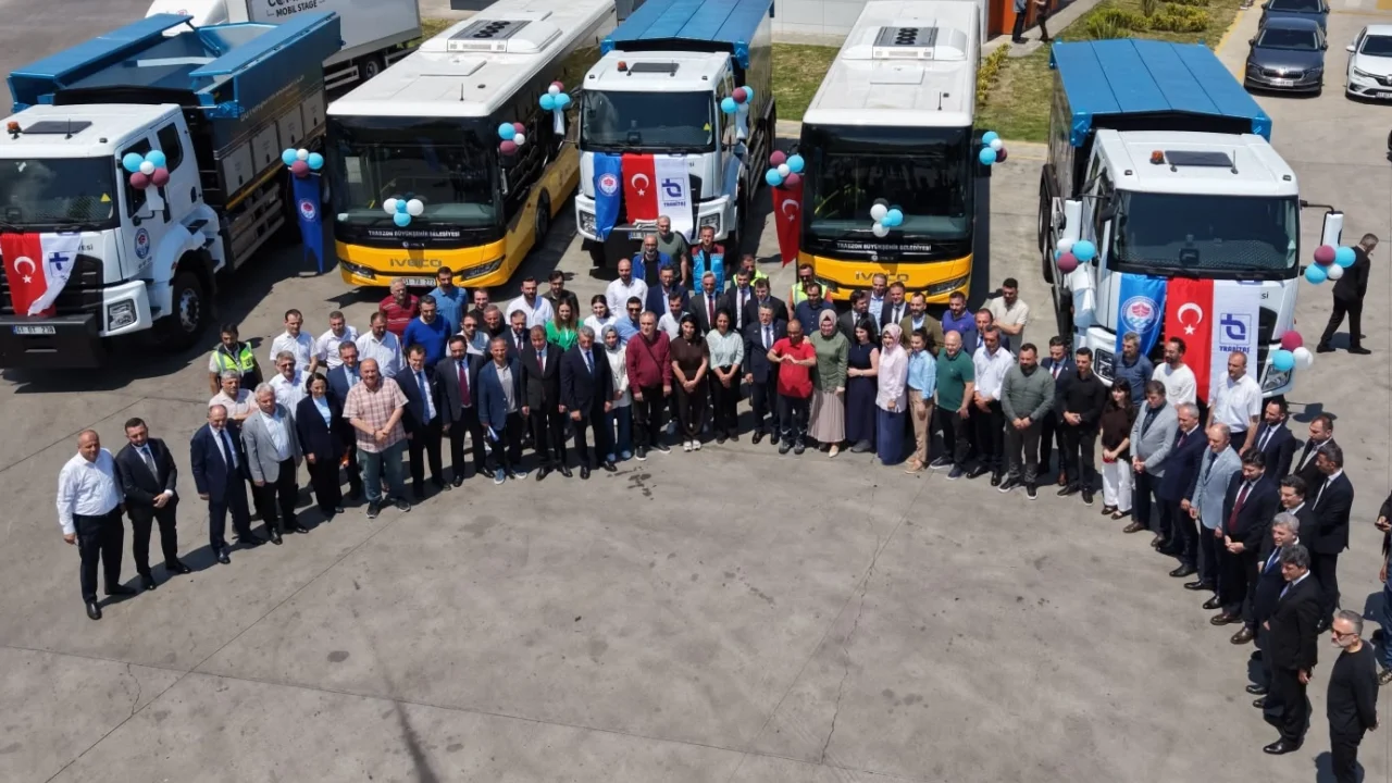 Trabzon Büyükşehir Belediyesi filoya 5 yeni araç kazandırdı