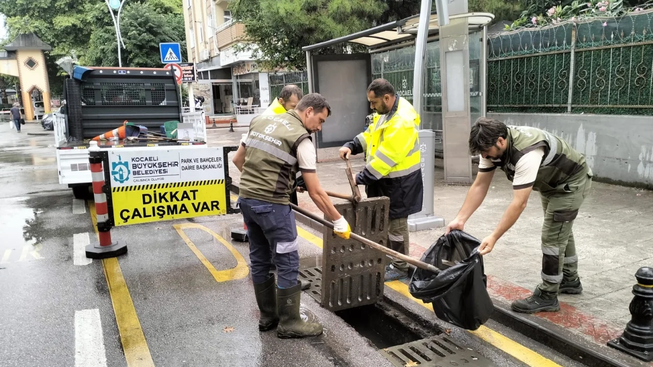 Kocaeli Büyükşehir kuvvetli sağanak sınavını başarıyla geçti