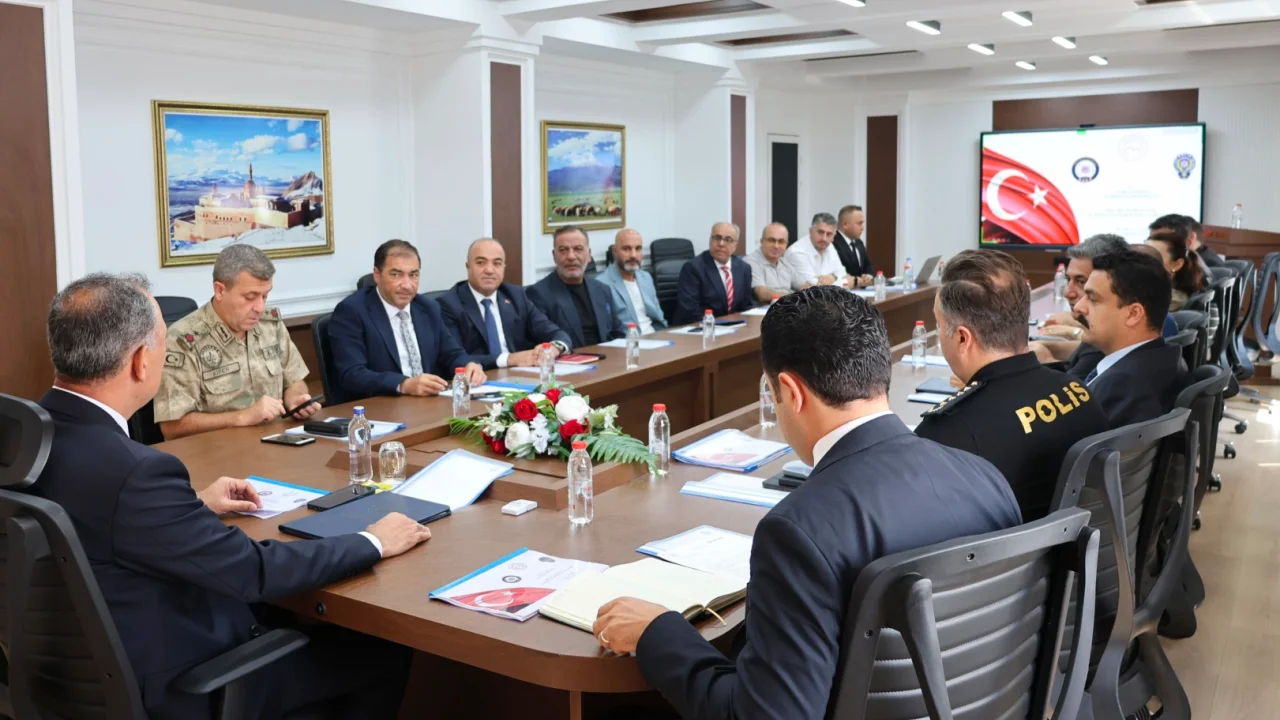 Ağrı Valiliği’nde Spor Güvenliği Zirvesi