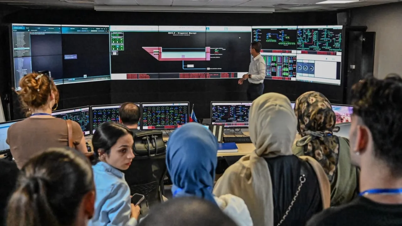 Bursa Büyükşehir stajyerleri hizmet alanlarını inceledi