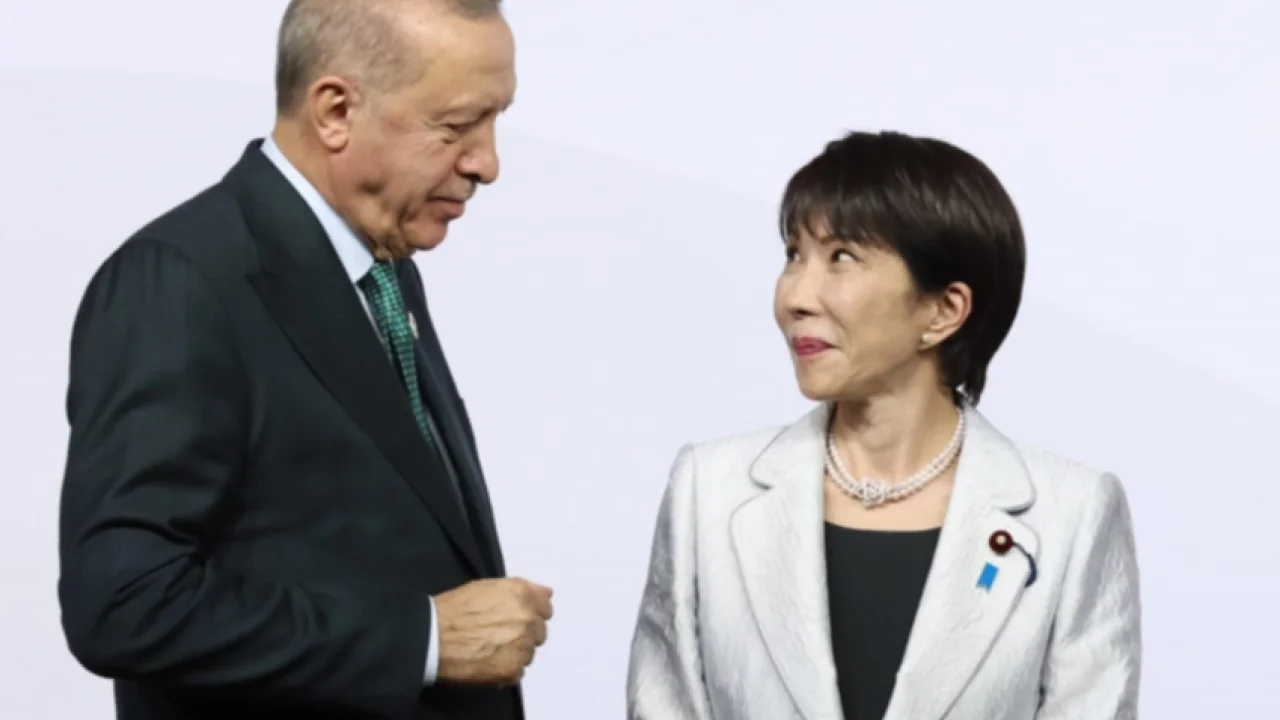Erdoğan, Japonya Başbakanı Takaiçi ile görüştü