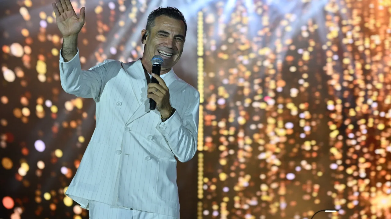 Ferhat Göçer'den Ordululara müzik şöleni