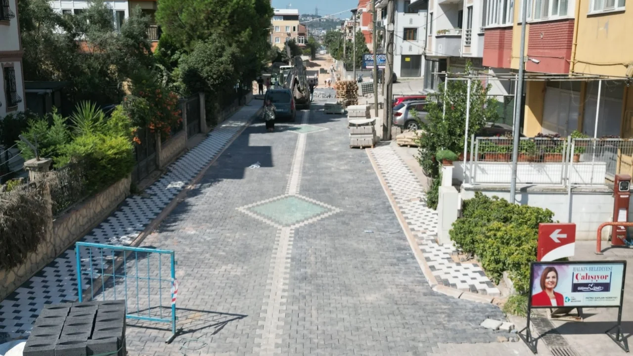 İzmit'te SEDAŞ çalışması ardından yollar yenilendi