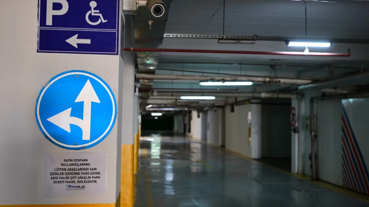 Manisa Büyükşehir Kültür Sitesi Yeraltı Otoparkı’nı yeniledi