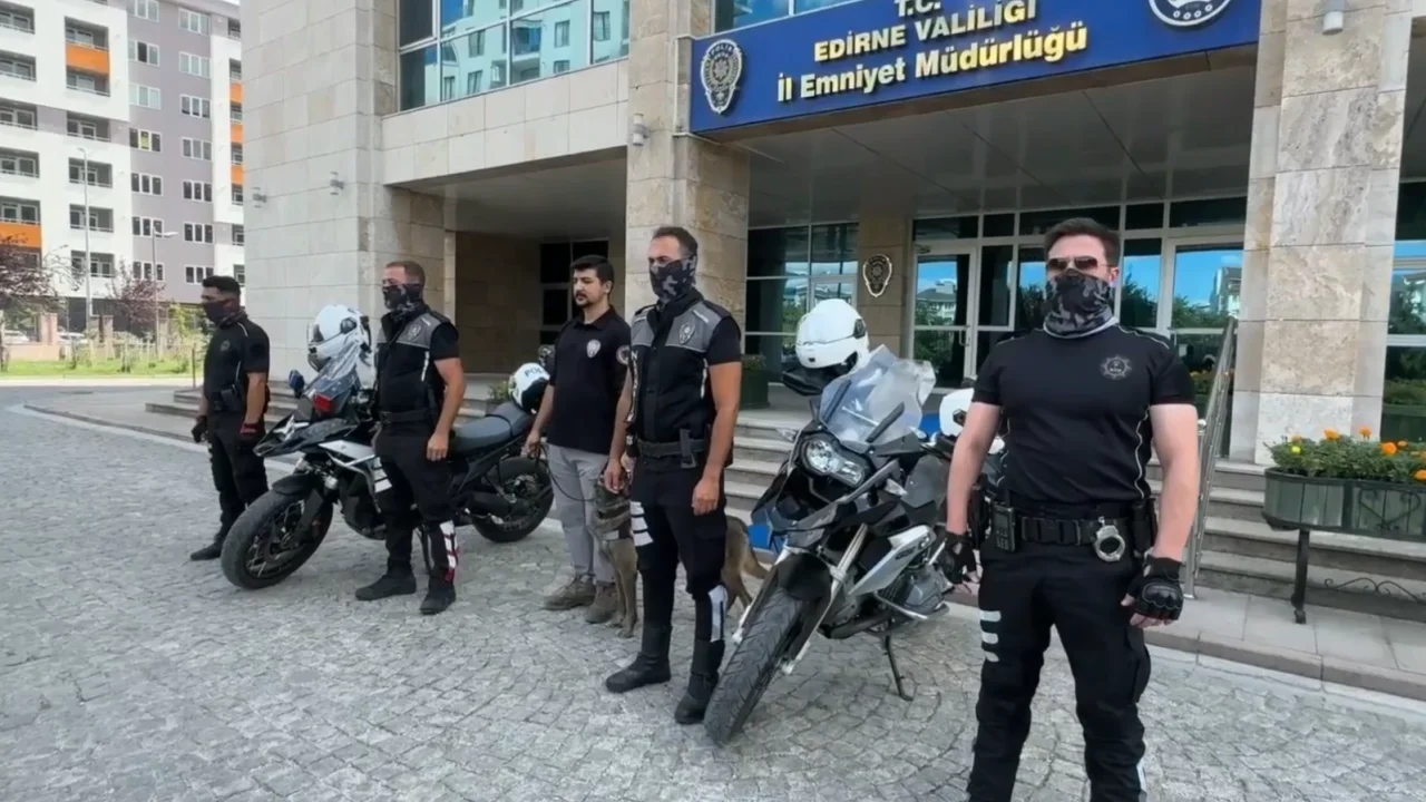 Narkotimler Edirne’de sahaya indi