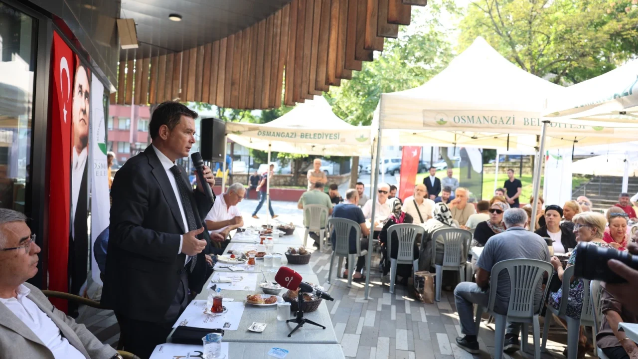 Osmangazi Belediye Başkanı Erkan Aydın Muradiyelilerin sesine kulak verdi