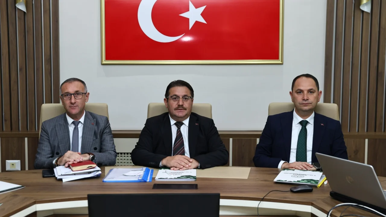 Sakarya eğitimine ilçe müdürleriyle mercek