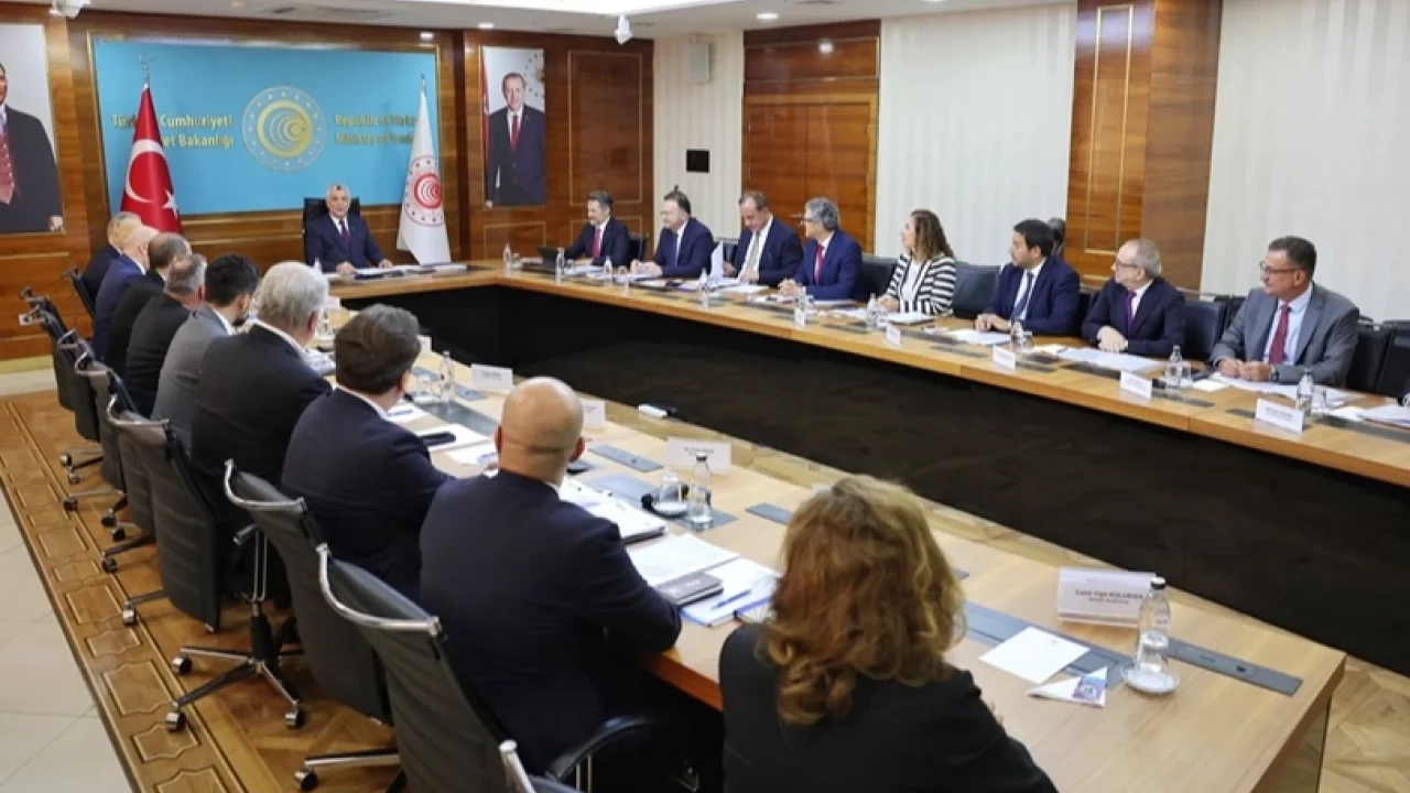 Türkiye’nin hizmet ihracatı 122,6 milyar dolarla rekor kırdı