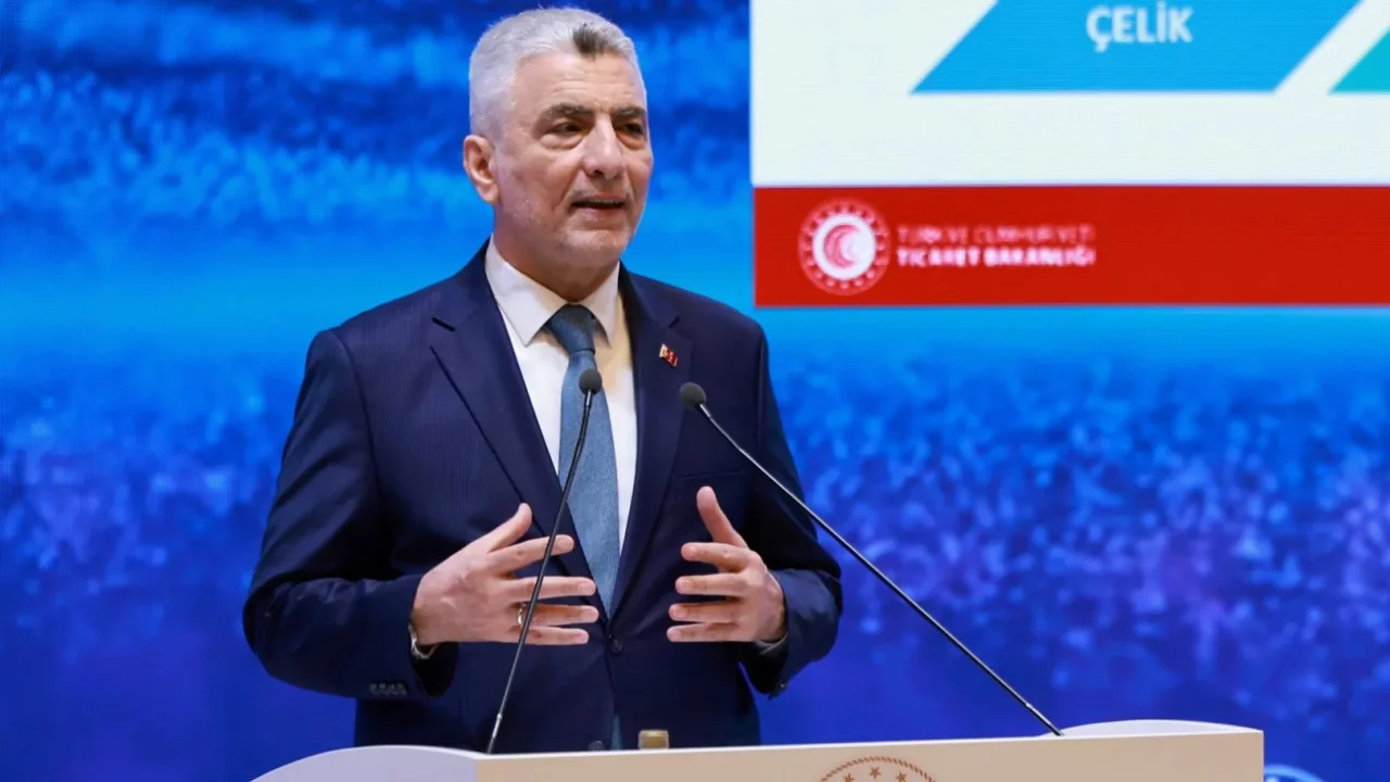 Bakan Bolat: Ağustos ihracatı 23,5 milyar dolarla rekor seviyeye ulaştı