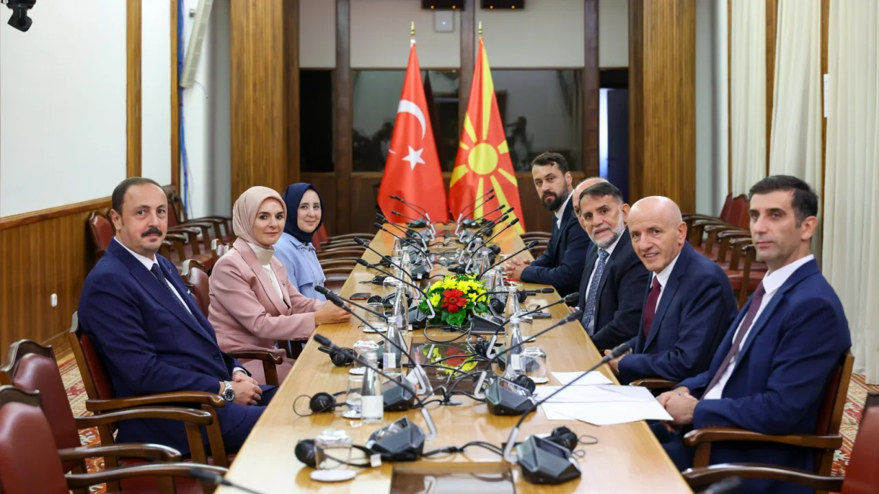 Bakan Göktaş'tan Kuzey Makedonya’da sosyal mutabakata imza