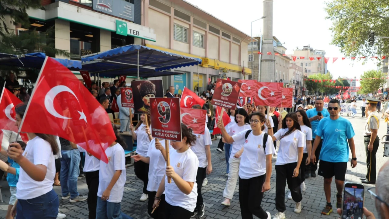 Balıkesir Edremit’te kurtuluş heyecanı