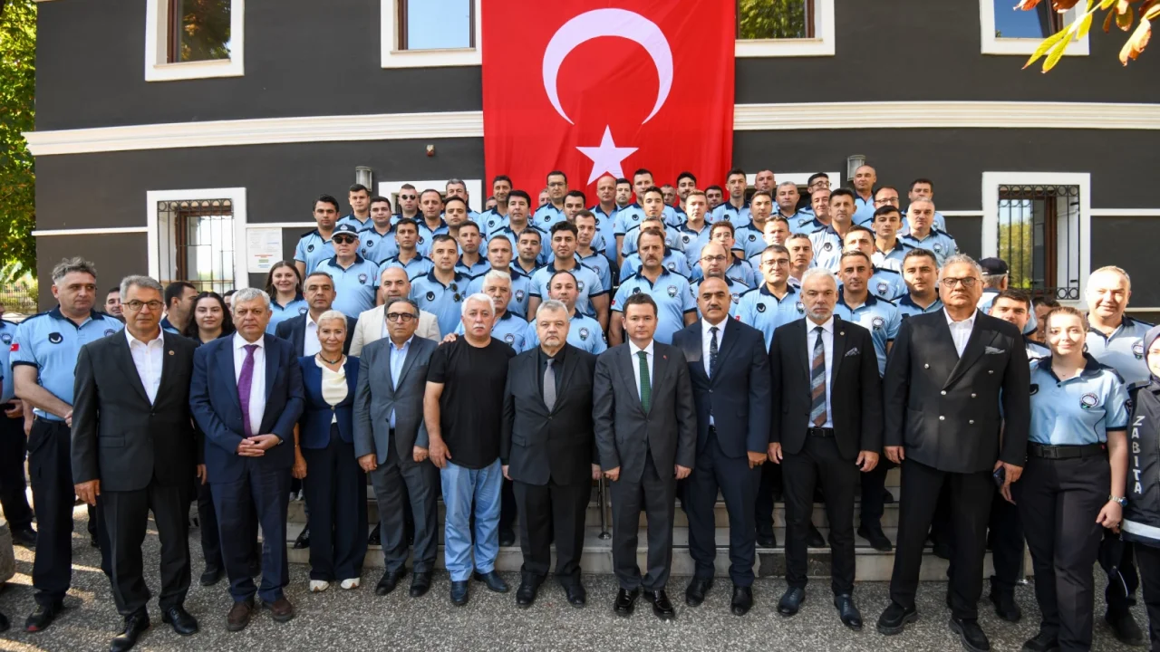 Bursa Osmangazi'de Başkan Aydın Zabıta ekiplerini yalnız bırakmadı