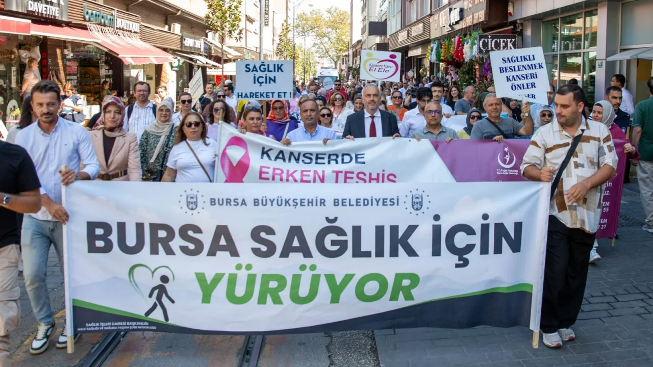 Bursa sağlık için yürüdü