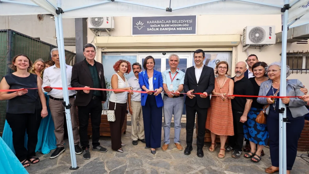 İzmir Karabağlar’da Gönüllü Danışmanlık ve Test Merkezi açıldı