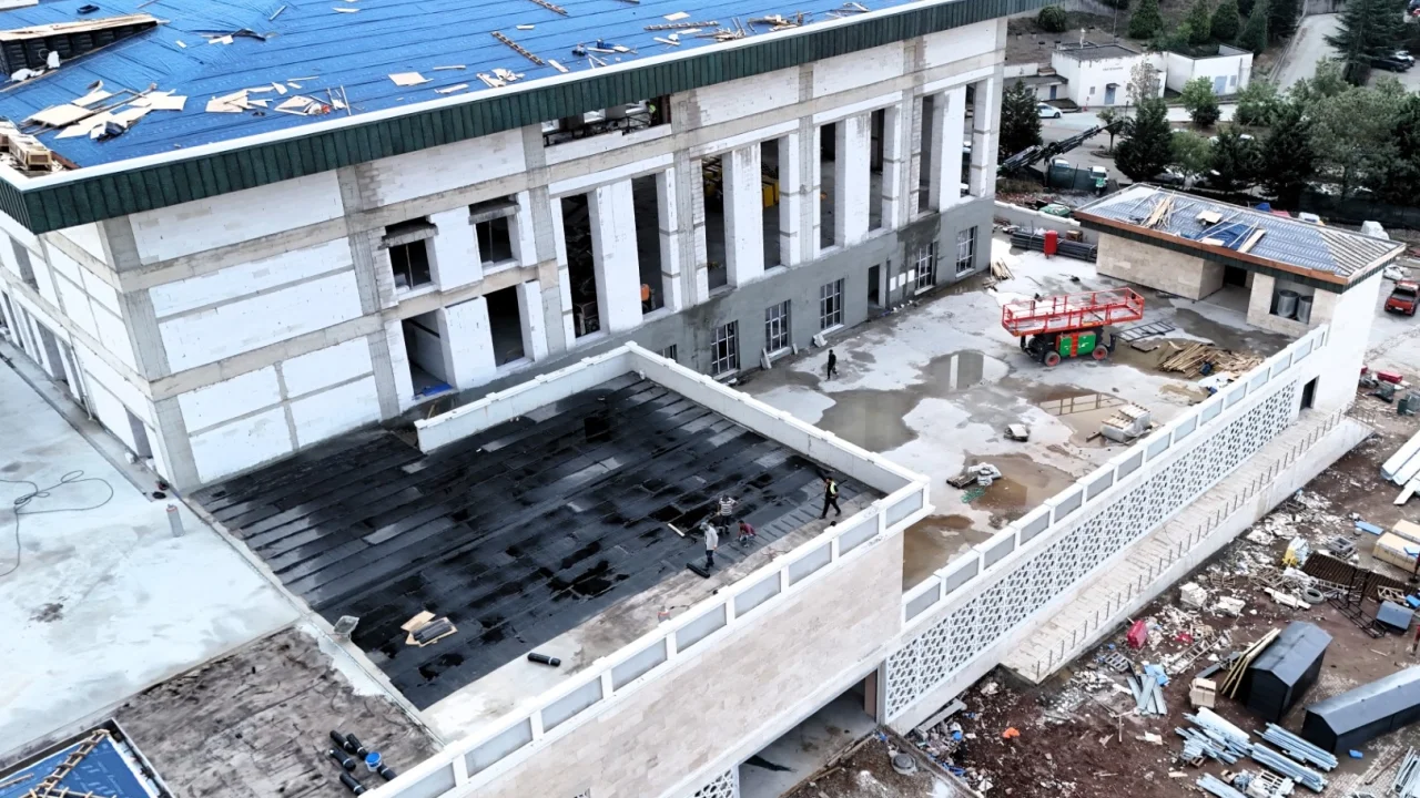 Kocaeli'de Umuttepe Camii ve Otopark projesi gün sayıyor