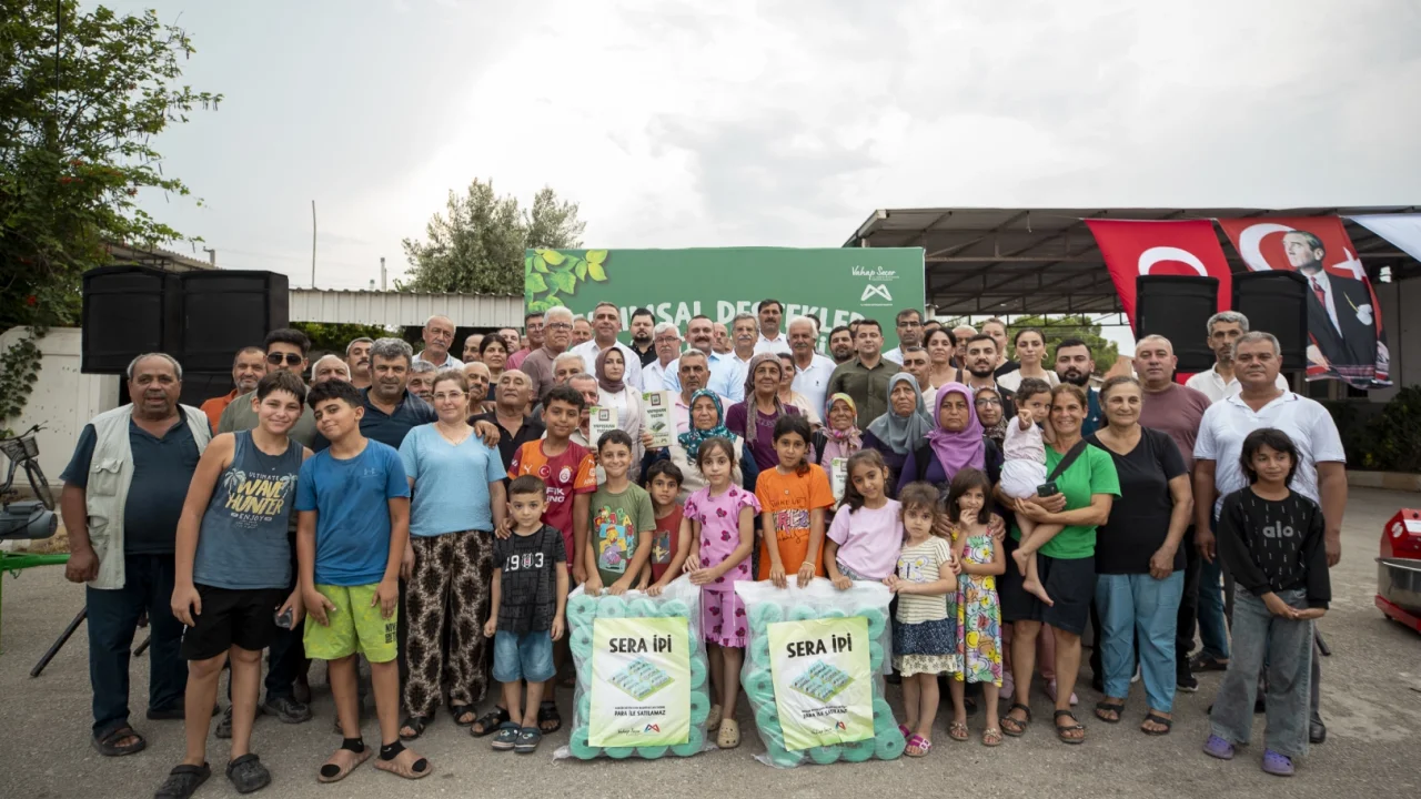Mersin’de üreticiye tarımsal destek