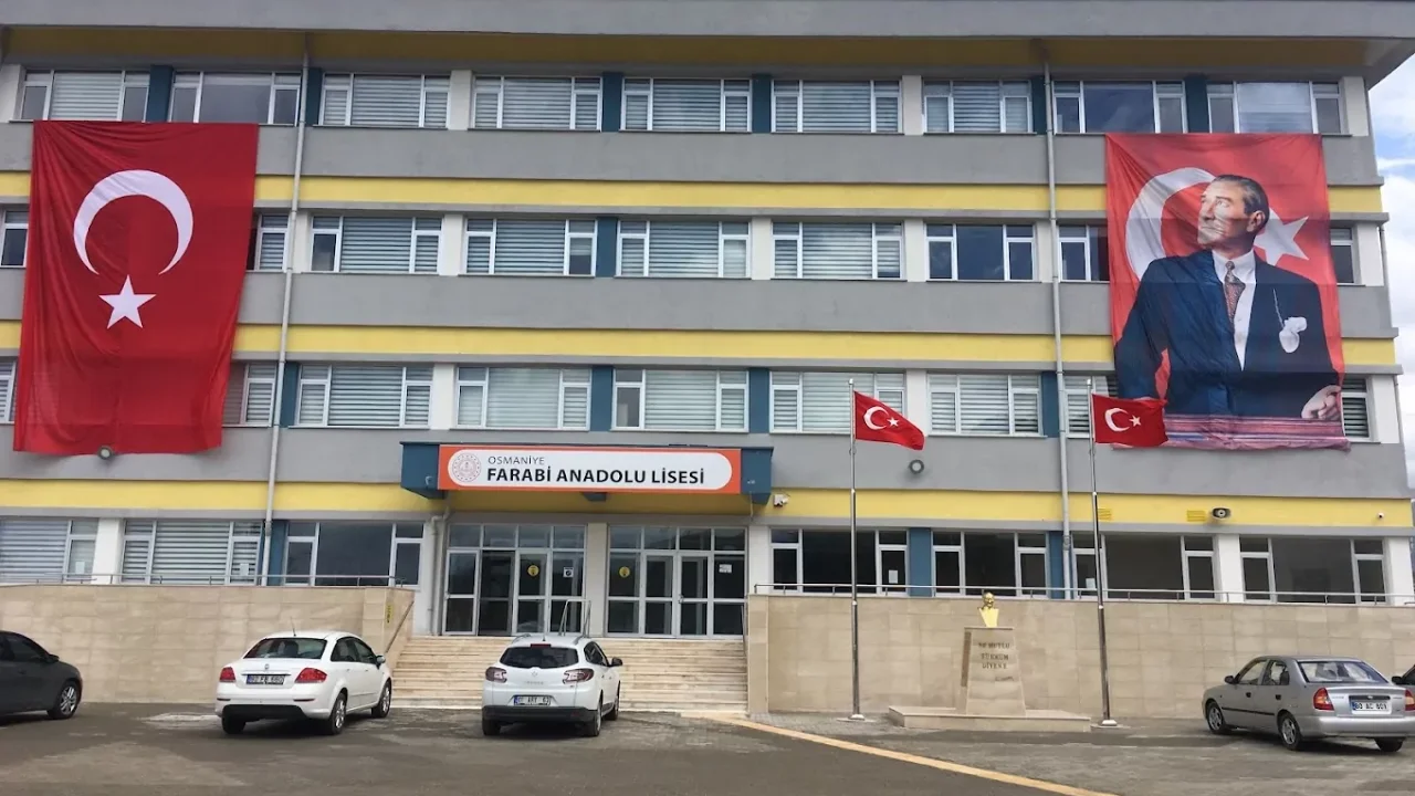 Osmaniye’de okul bahçesinde öğretmen silahlı saldırıda hayatını kaybetti! Eğitime 2 gün ara verildi