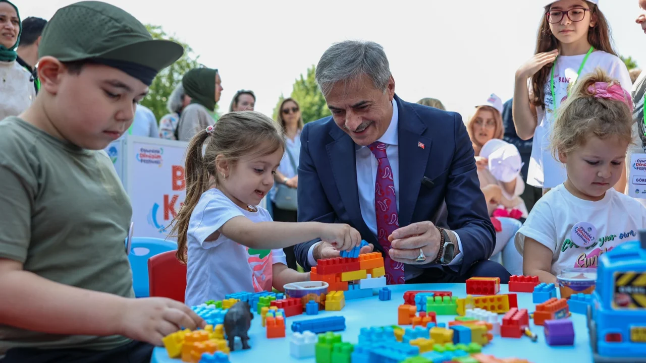 Sakarya Büyükşehir’den çocuklara şölen tadında sezon finali