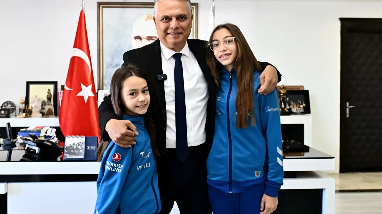 Antalya Muratpaşalı Şahin kardeşlerden Balkan başarısı