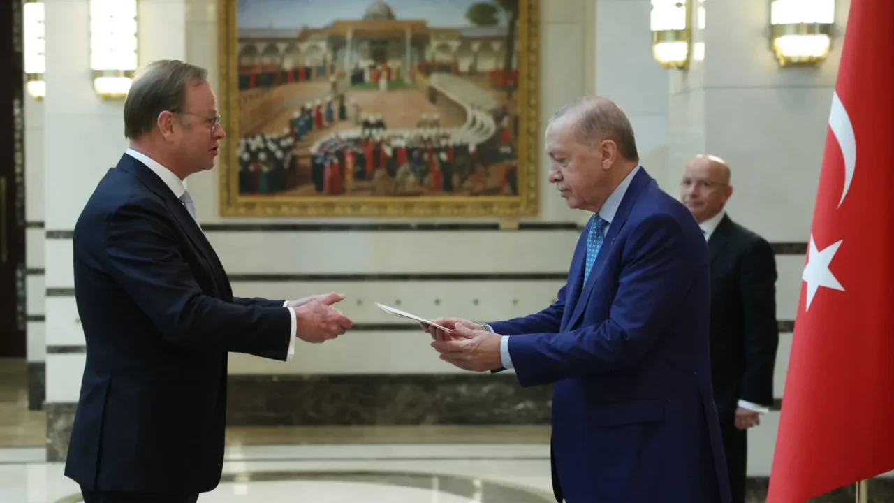 Cumhurbaşkanı Erdoğan, 5 ülkenin Büyükelçisini kabul etti