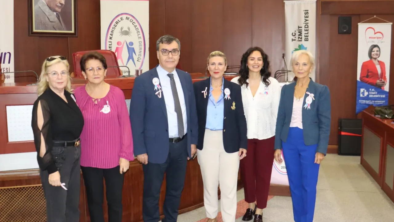 İzmit Belediyesi'nden meme kanseri farkındalık semineri