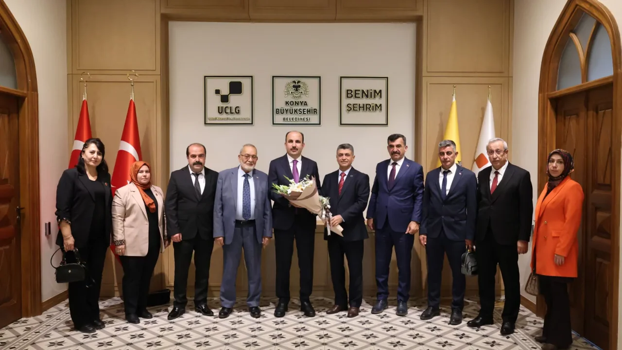 Konya'da Başkan Altay muhtarlarla buluştu