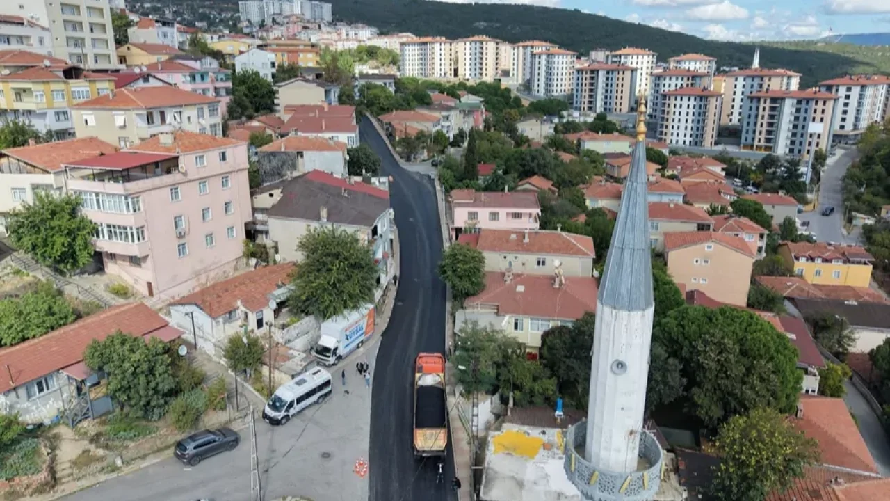 Maltepe’de asfalt seferberliği devam ediyor