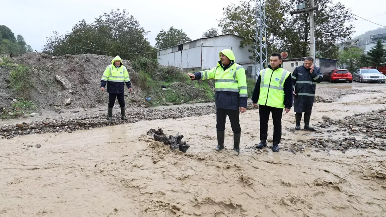 Sakarya'da Başkan Alemdar Sapanca ve Geyve’deki son durumu açıkladı