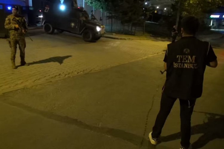 2 ilde terör operasyonu: 20 gözaltı -