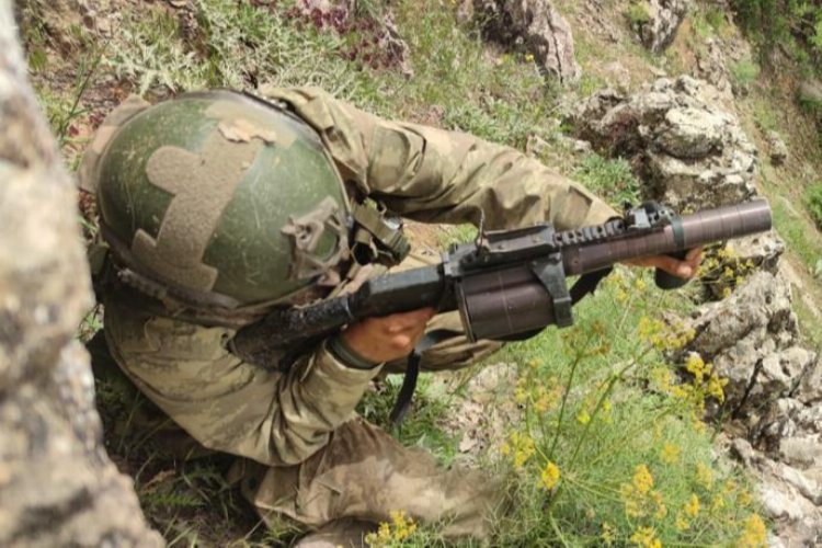4 terörist etkisiz hale getirildi -